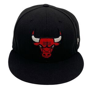 New Era 59Fifty Chicago Bulls Basic OTC Black Fitted Hat Size 7 1/2